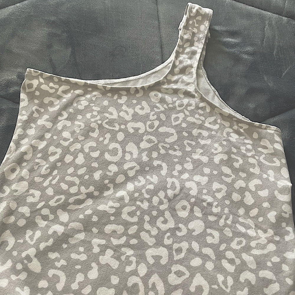 Leopard Print One Shoulder Bodysuit